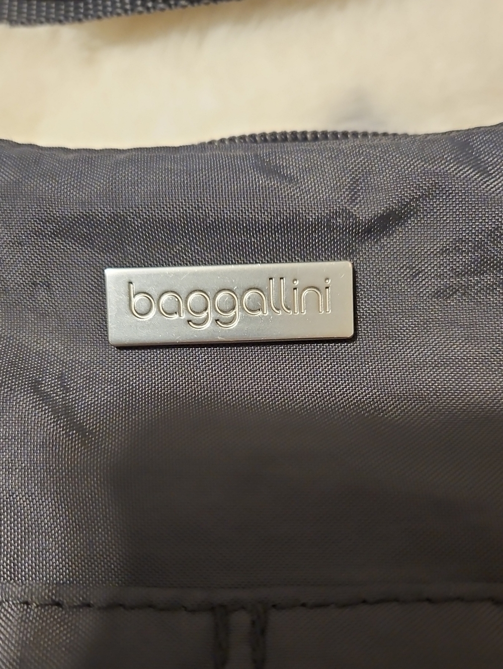Baggalini - Picture 2 of 11